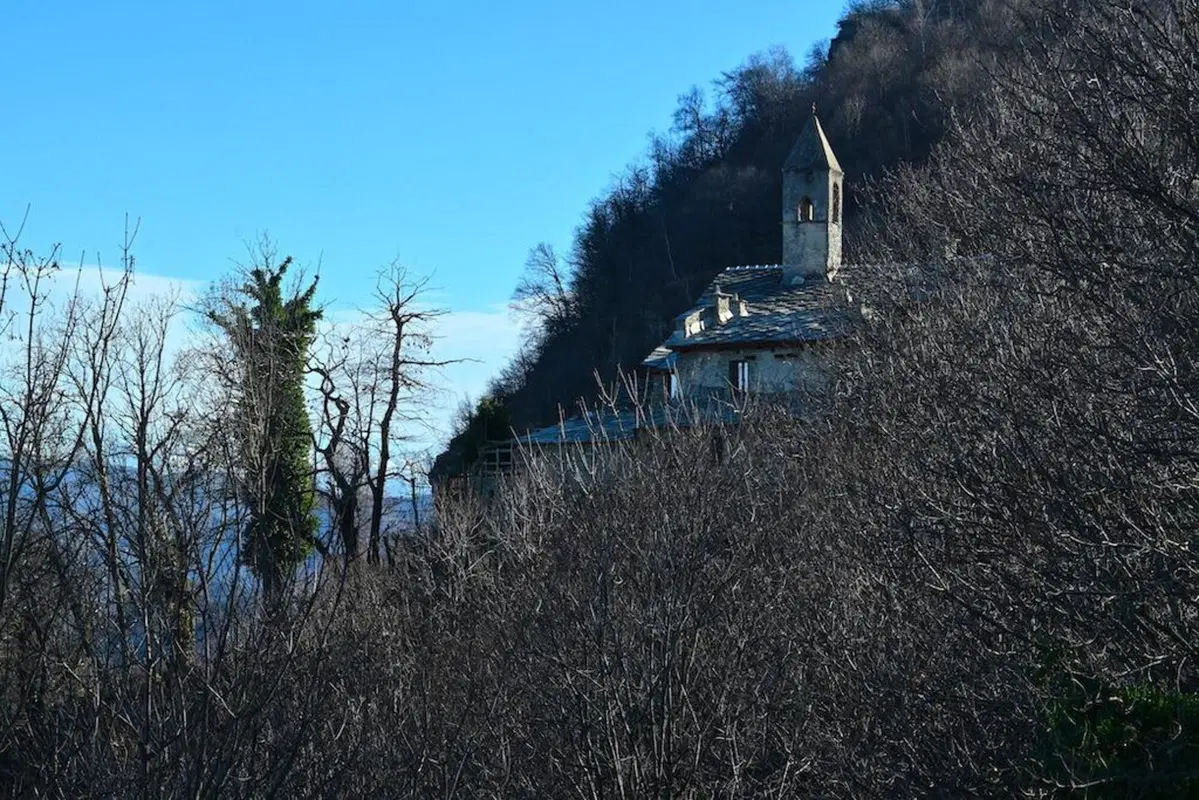 Viaggi e itinerari in moto: alla ricerca della pietra di Leonardo sul Monte Bracco (3)