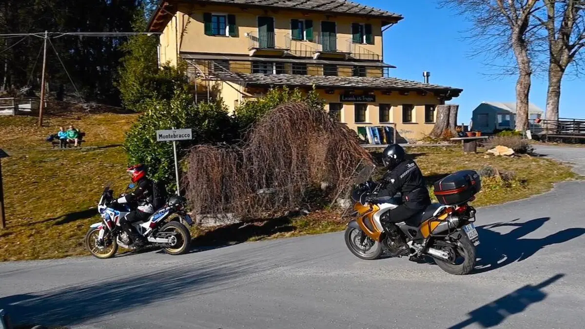Viaggi e itinerari in moto: alla ricerca della pietra di Leonardo sul Monte Bracco (21)