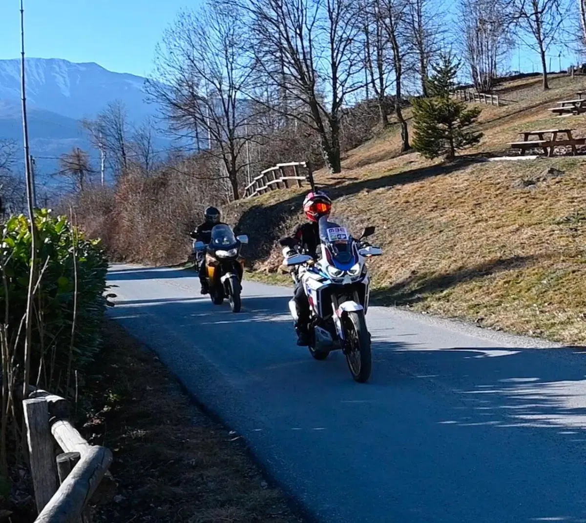 Viaggi e itinerari in moto: alla ricerca della pietra di Leonardo sul Monte Bracco (22)