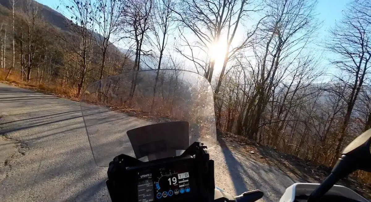 Viaggi e itinerari in moto: alla ricerca della pietra di Leonardo sul Monte Bracco (29)