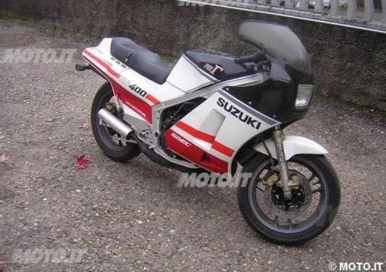 Le Belle e Possibili di Moto.it: Suzuki RG 400 Gamma