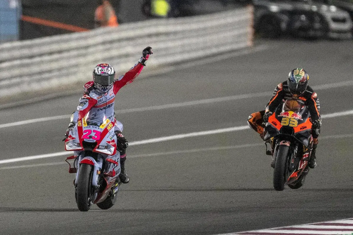 MotoGP 2022, GP Qatar, le più belle foto della tripletta italiana in Qatar [GALLERY] (3)