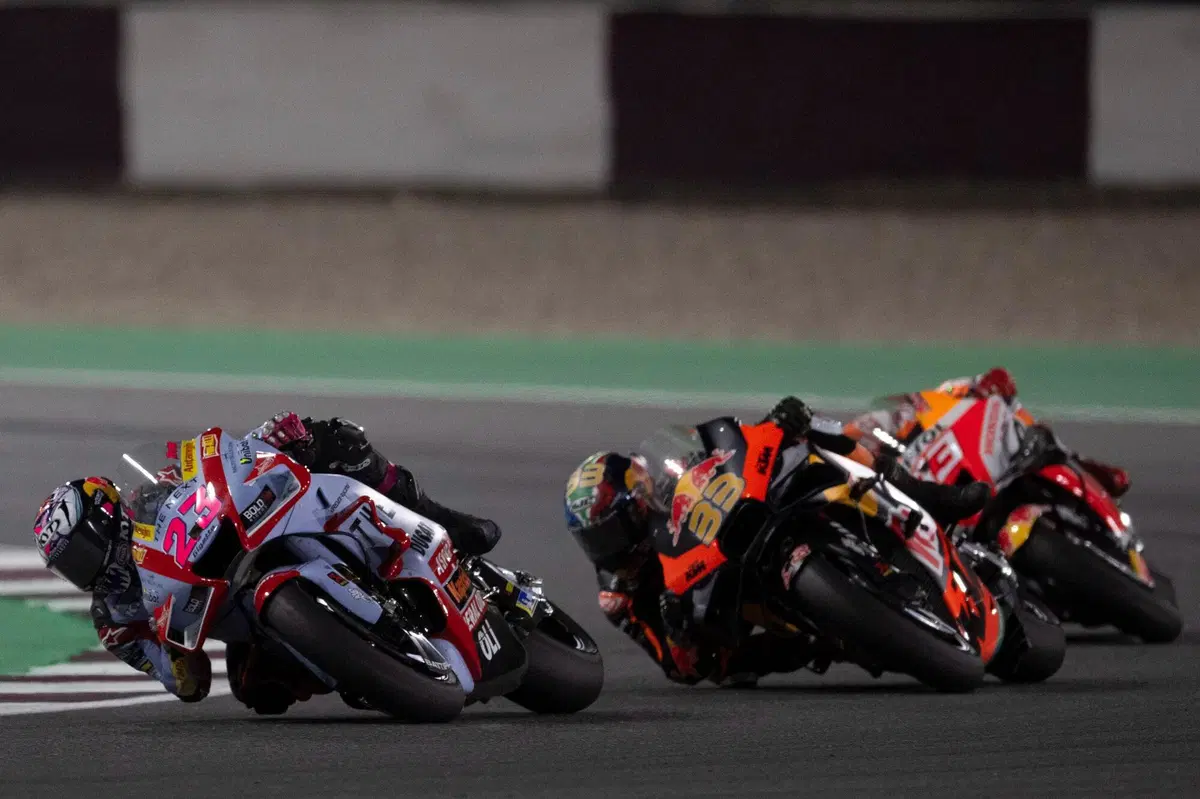 MotoGP 2022, GP Qatar, le più belle foto della tripletta italiana in Qatar [GALLERY] (16)