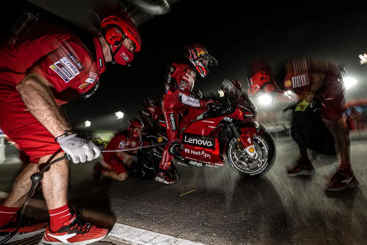 MotoGP 2022, GP Qatar, le più belle foto della tripletta italiana in Qatar [GALLERY] (18)