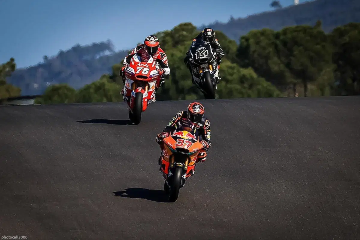 Dunlop pronta per una nuova stagione da fornitore unico per Moto2 e Moto3 (3)