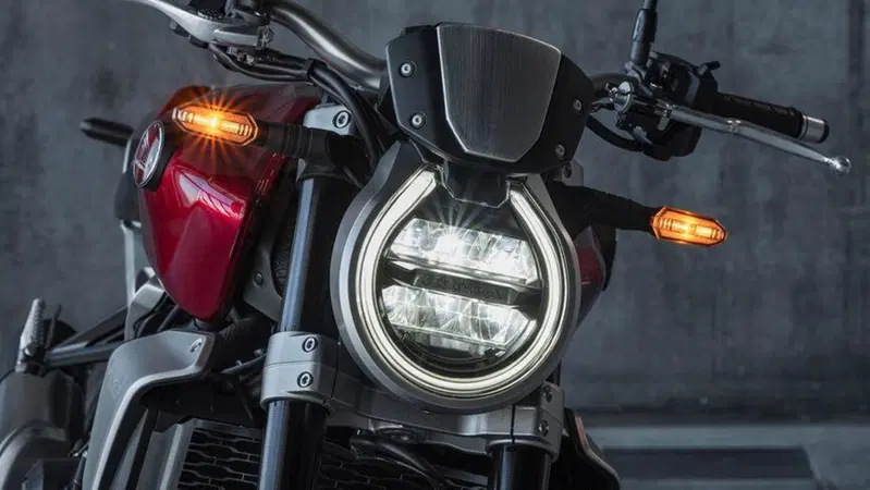 La CB1000R