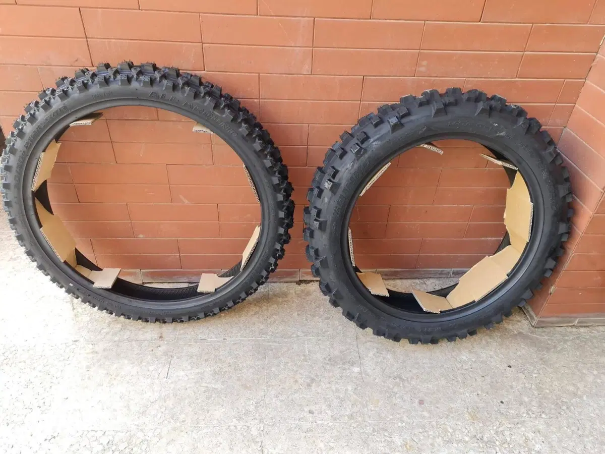 Gomme Shinko Enduro Shinko Motorcycle Tires (2)