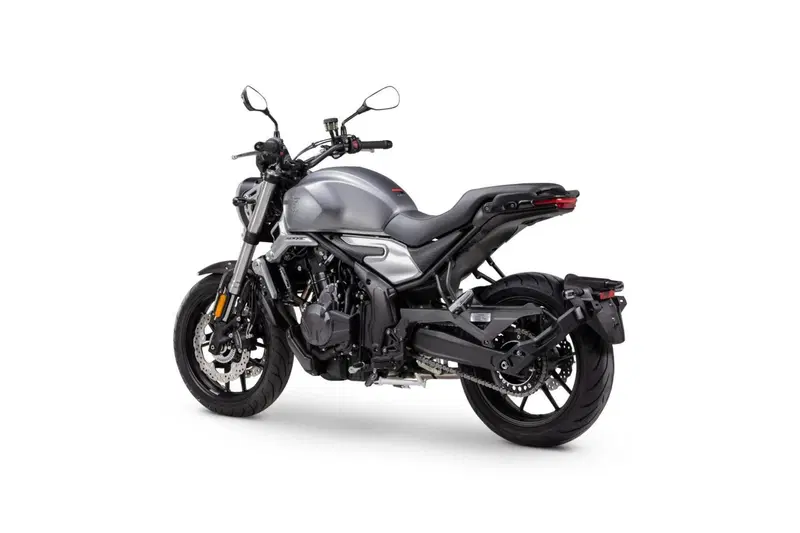 Voge Trofeo 500AC (2022 - 26) (2)