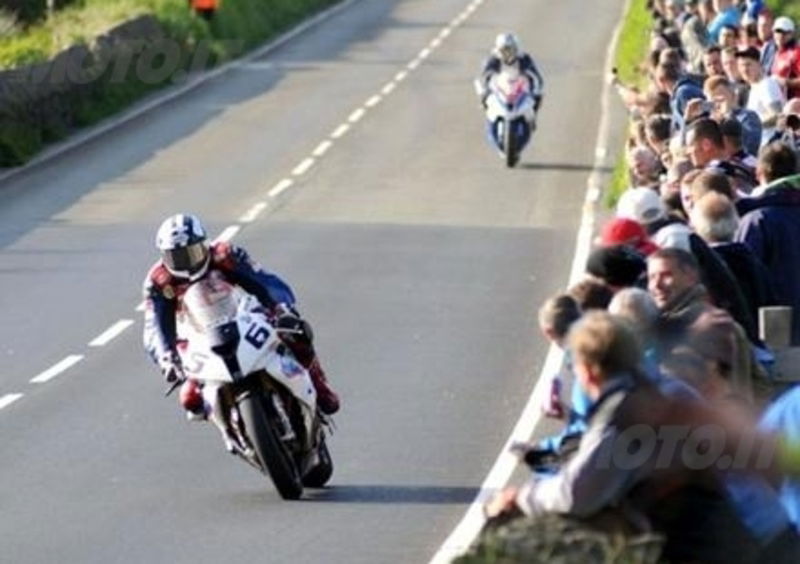 IOM Tourist Trophy, Michael Dunlop sfiora il record del Mountain