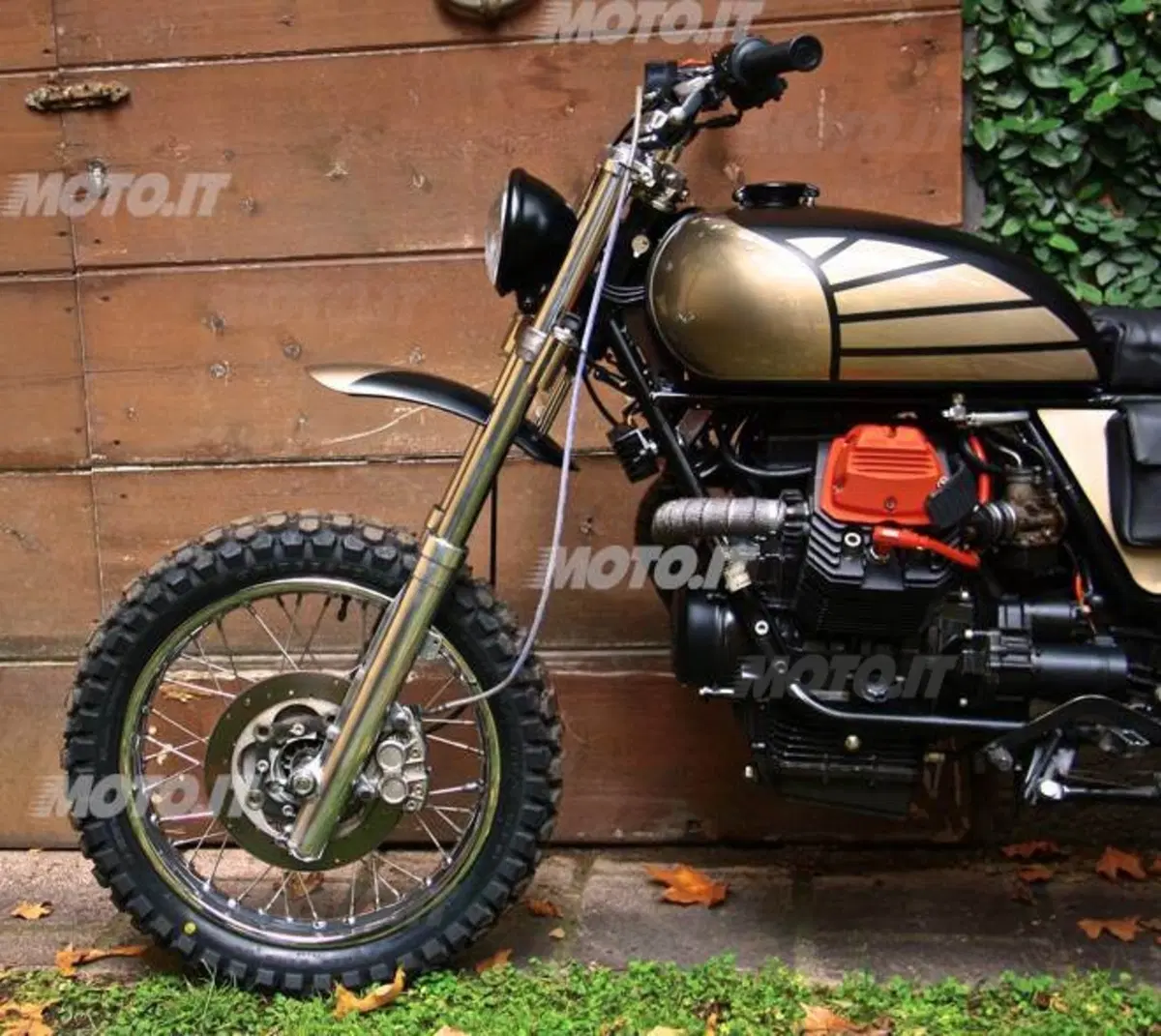 Le Strane di Moto.it: Moto Guzzi NTX 750 scrambler (2)