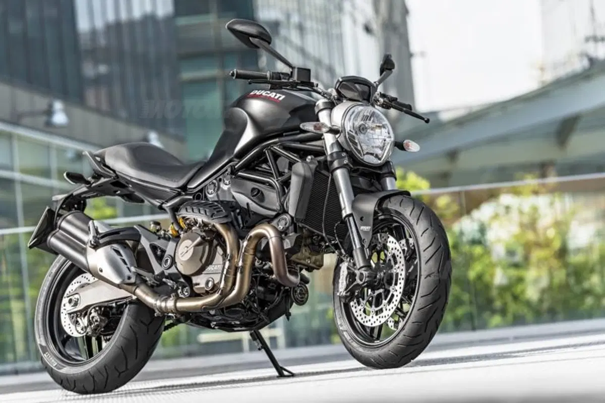 Ducati Monster 821 in arrivo a luglio (6)