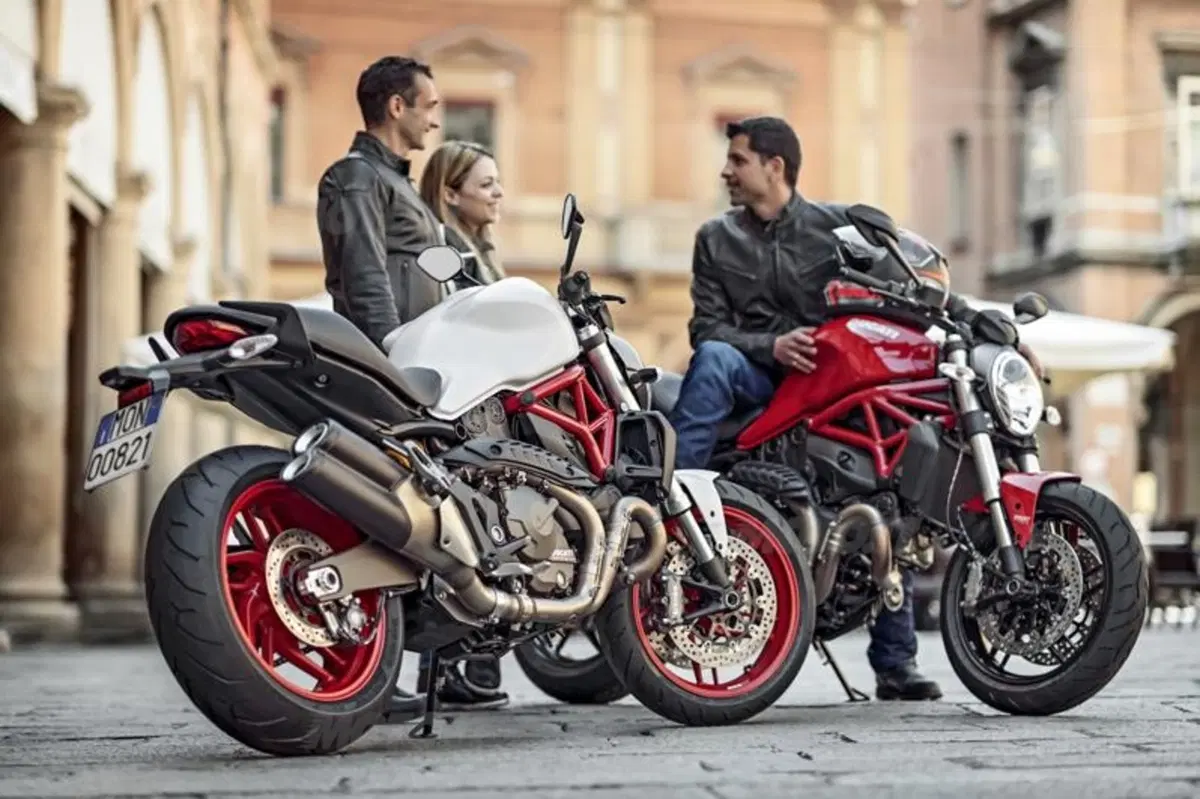 Ducati Monster 821 in arrivo a luglio (7)