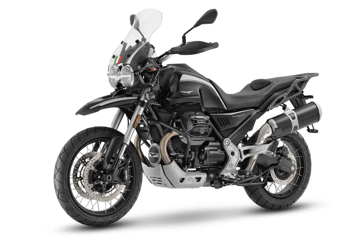 Aprilia RS 660 Limited Edition e Guzzi V85 TT Guardia d’Onore: sono prenotabili (3)