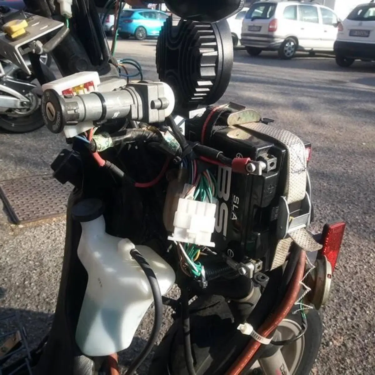Sym Super Duke 150 LC (17)