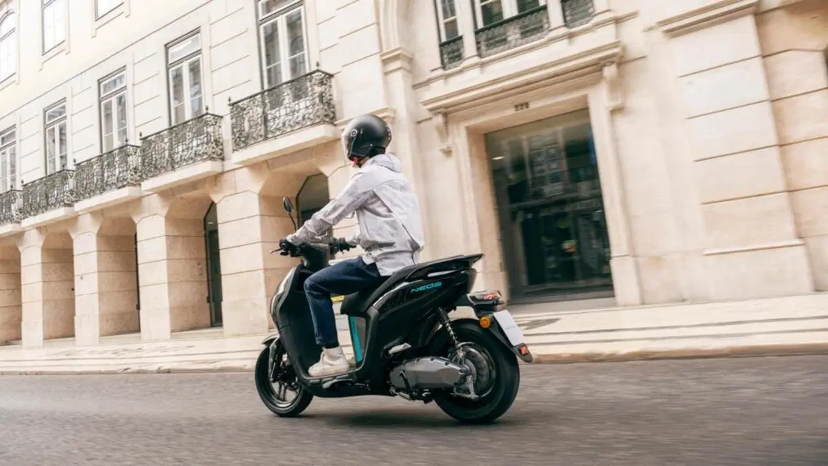 Yamaha NEO's, l'elettrico Yamaha arriva a 3.199 euro (10)
