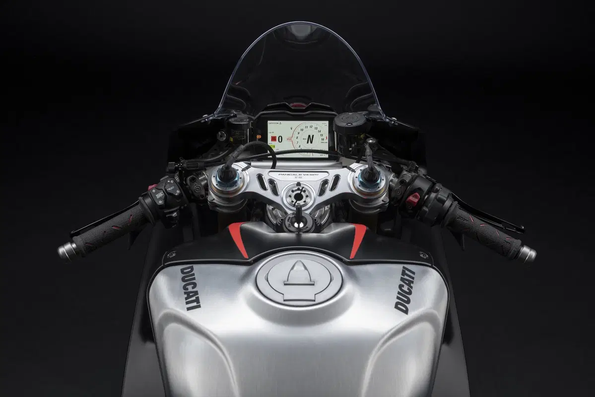 Ducati Panigale V4 SP2: video, foto, dati e prezzo (14)