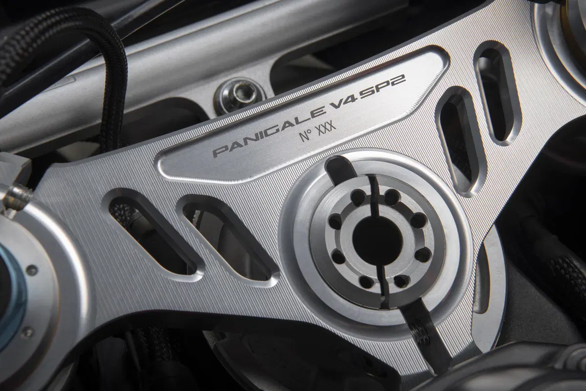Ducati Panigale V4 SP2: video, foto, dati e prezzo (17)
