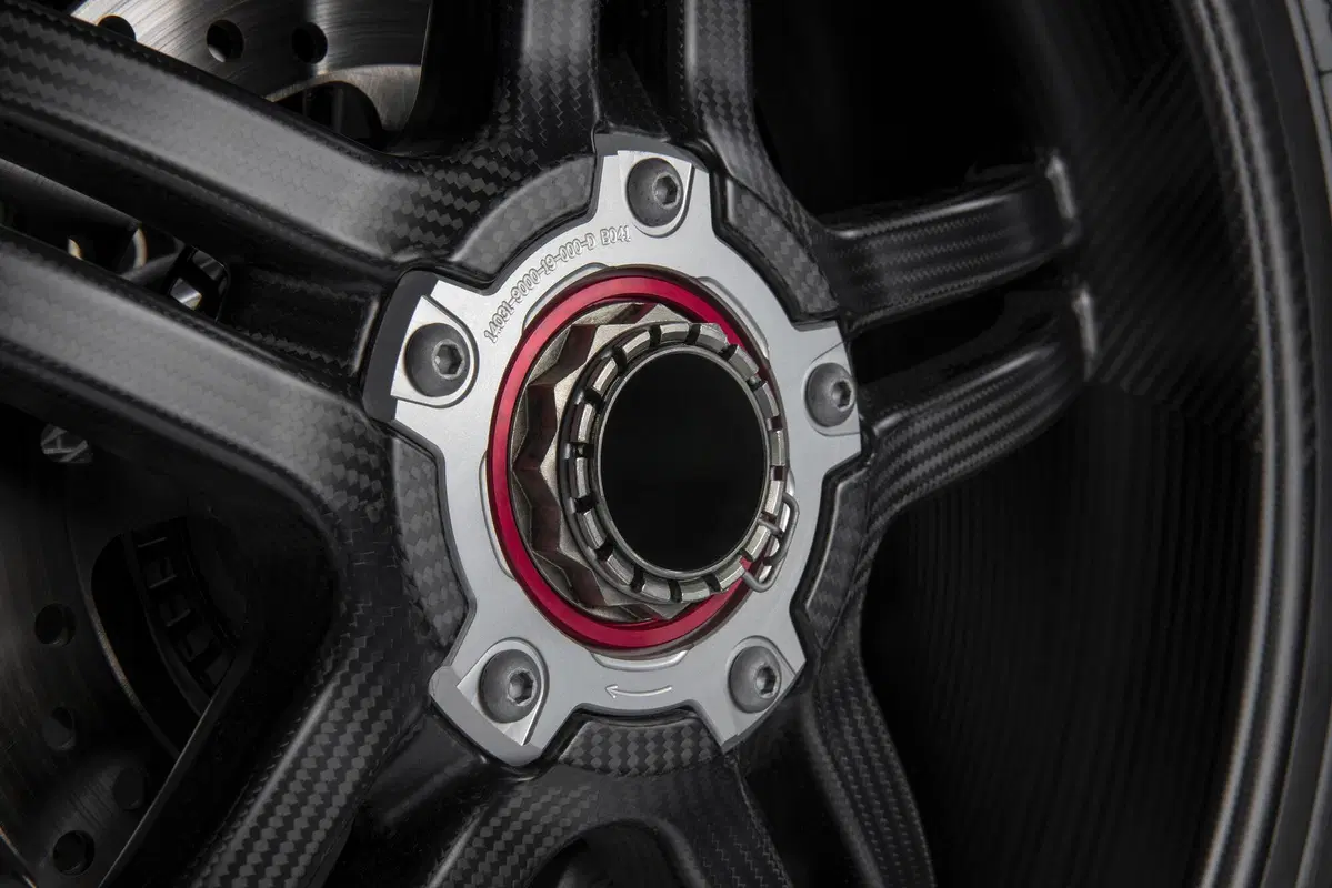 Ducati Panigale V4 SP2: video, foto, dati e prezzo (26)