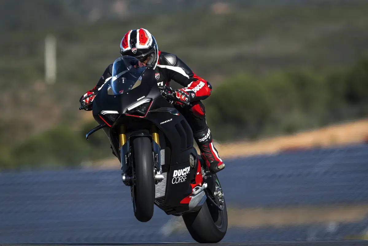 Ducati Panigale V4 SP2: video, foto, dati e prezzo (2)
