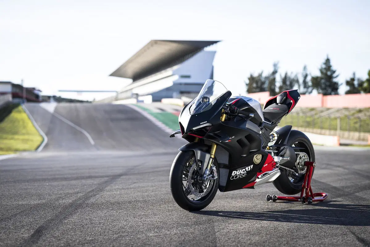Ducati Panigale V4 SP2: video, foto, dati e prezzo (4)