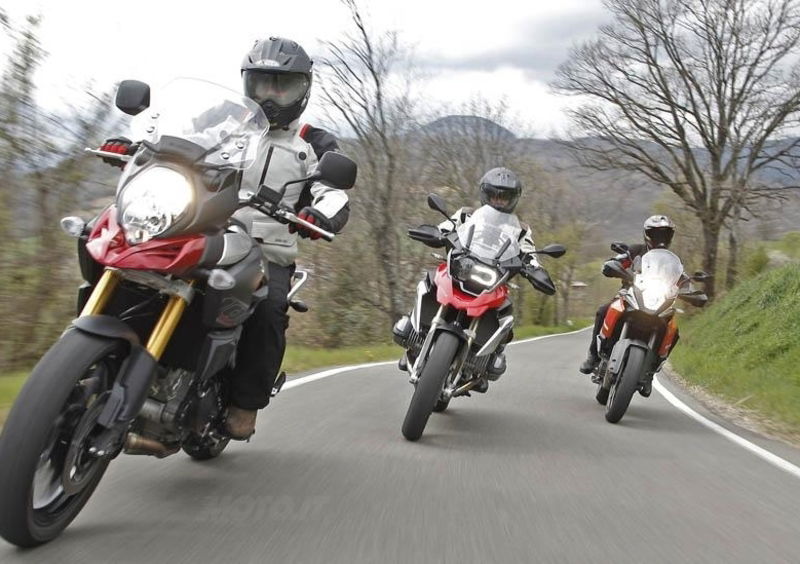 BMW R1200GS VS KTM 1190 Adventure VS Suzuki V-Strom 1000 