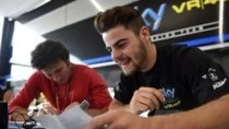 Fenati: "Con il titolo in tasca potrei pensare alla Moto2"