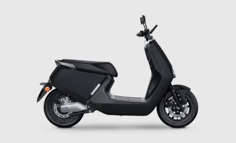 Yadea G5 Pro (2022 - 26) (2)