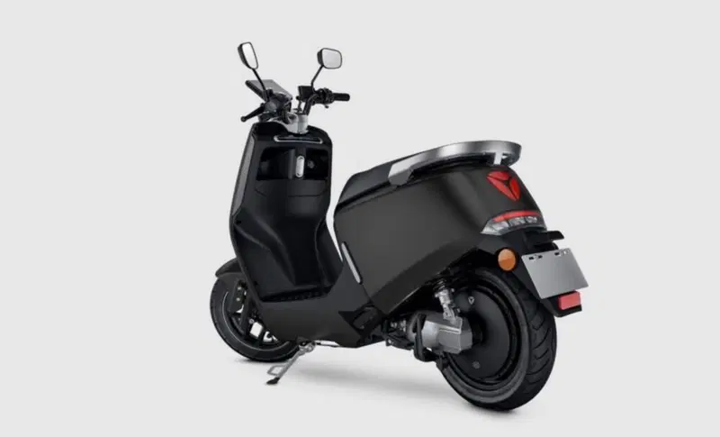 Yadea G5 Pro (2022 - 26) (5)