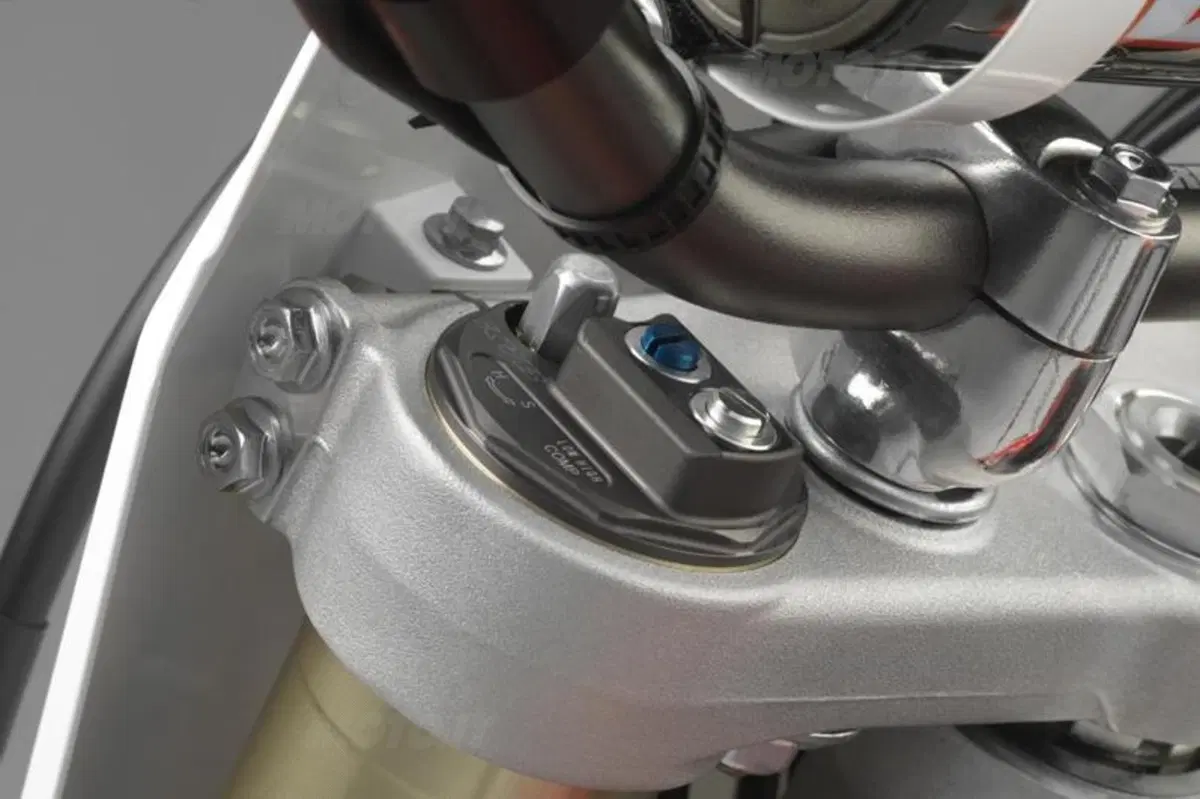 Honda CRF450R e CRF250R 2015 (7)