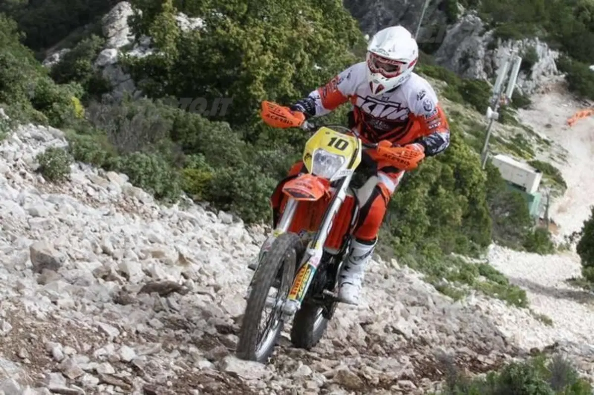 Trofeo Enduro KTM, terza prova. A Cala Gonone tirano le pietre