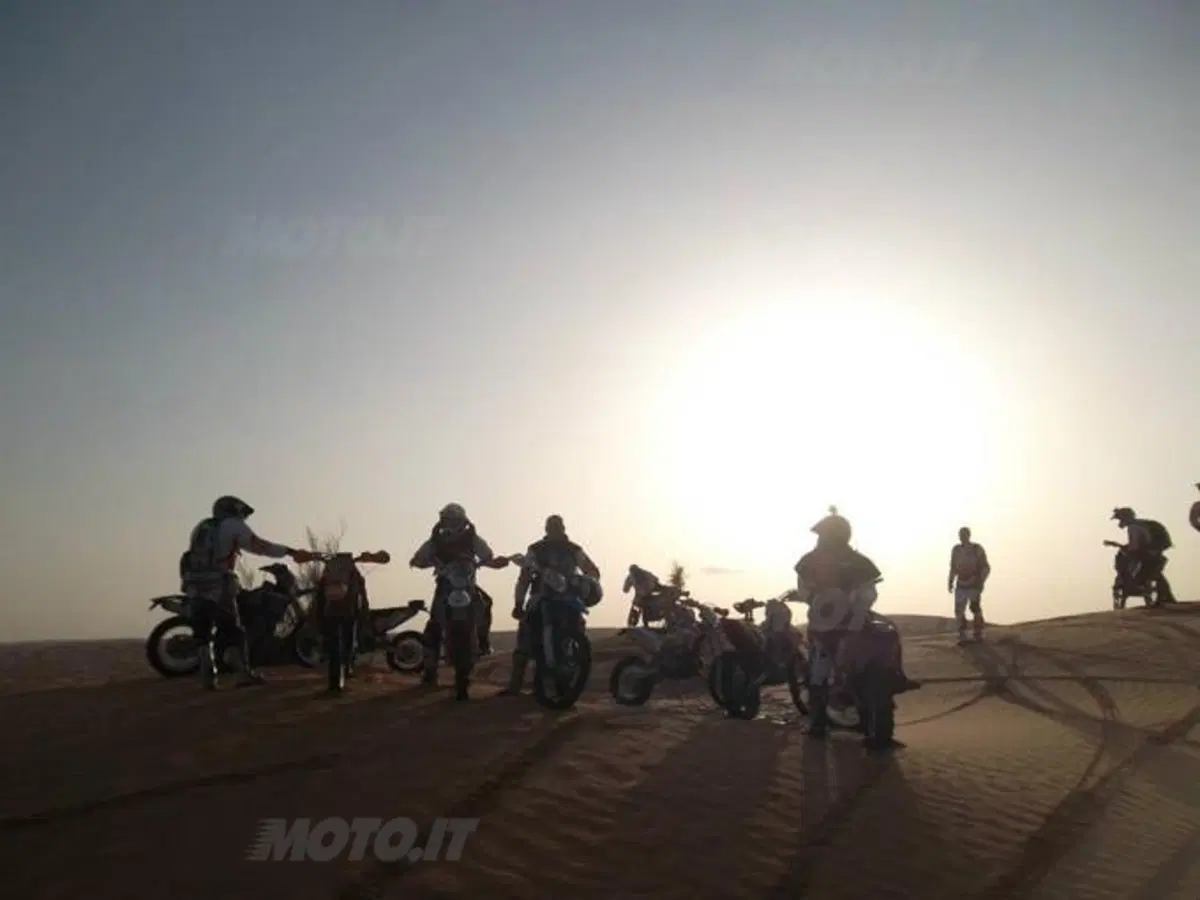 I Racconti di Moto.it: "L'uomo sulle dune" (8)