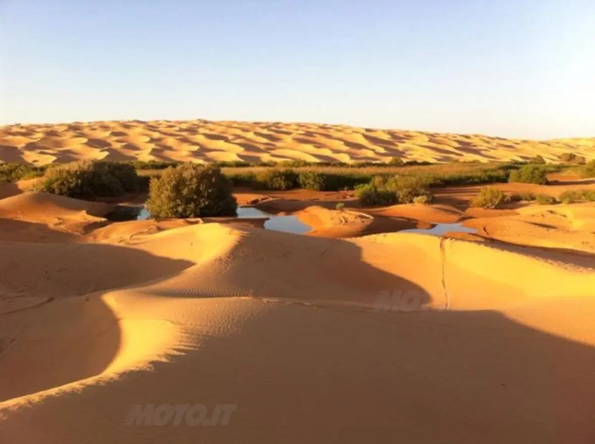 I Racconti di Moto.it: "L'uomo sulle dune" (11)