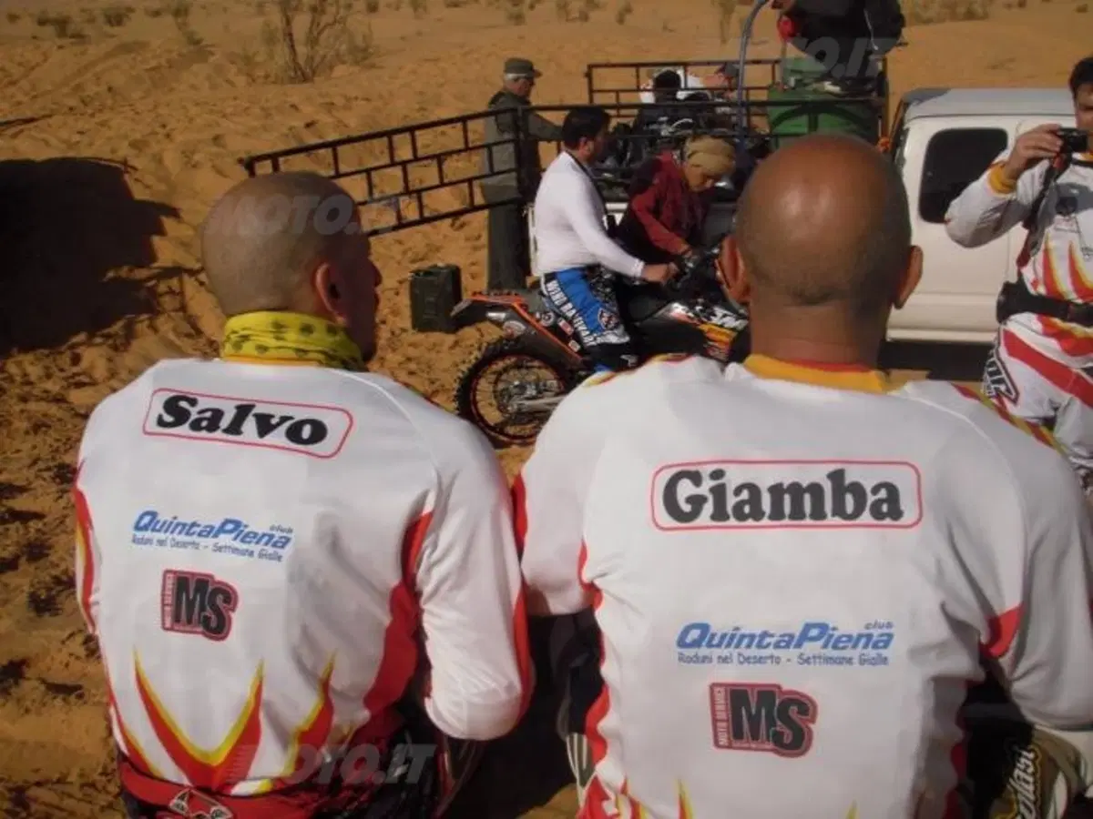 I Racconti di Moto.it: "L'uomo sulle dune" (16)