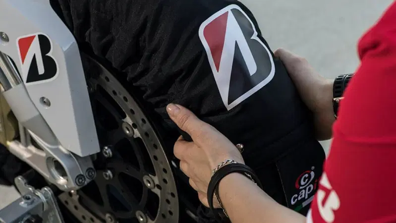 Bridgestone sospende i rapporti con la Russia