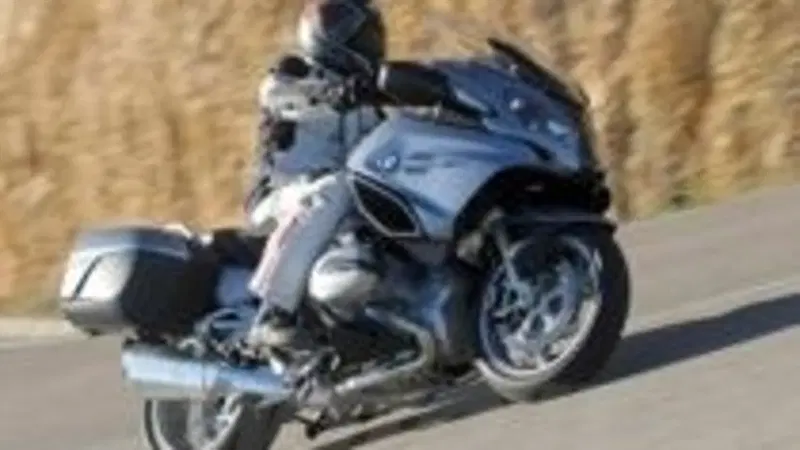 BMW richiama le R1200RT per problemi all'ammortizzatore