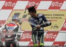 Rossi e Biaggi sul podio
