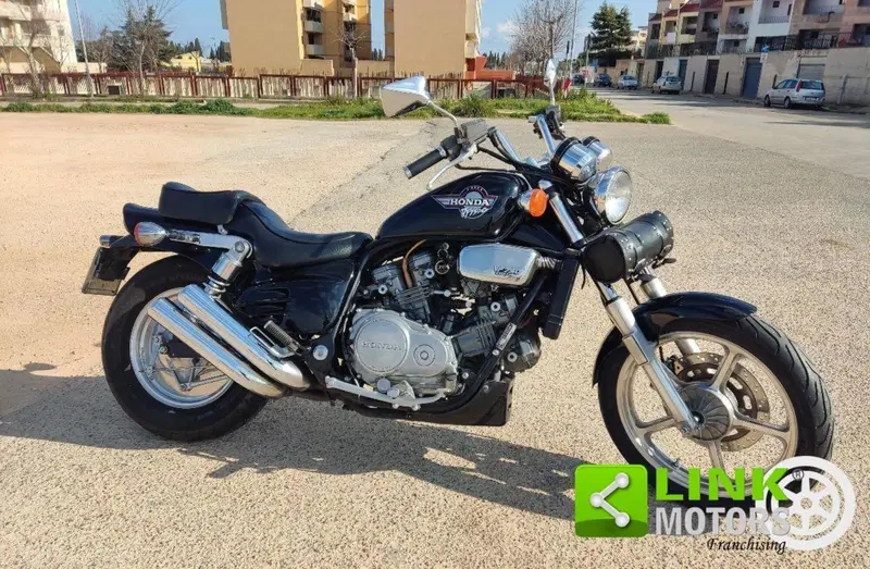 Honda VF 750