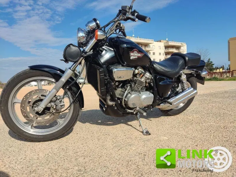 Honda VF 750 (9)