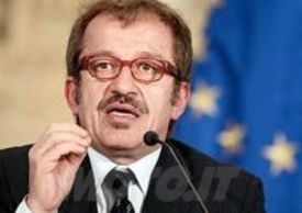 Roberto Maroni
