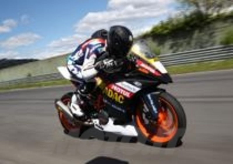 KTM RC 390 Cup
