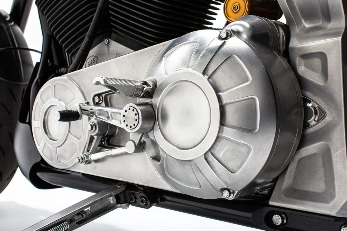 La ARCH Motorcycle 1s entra in produzione (4)