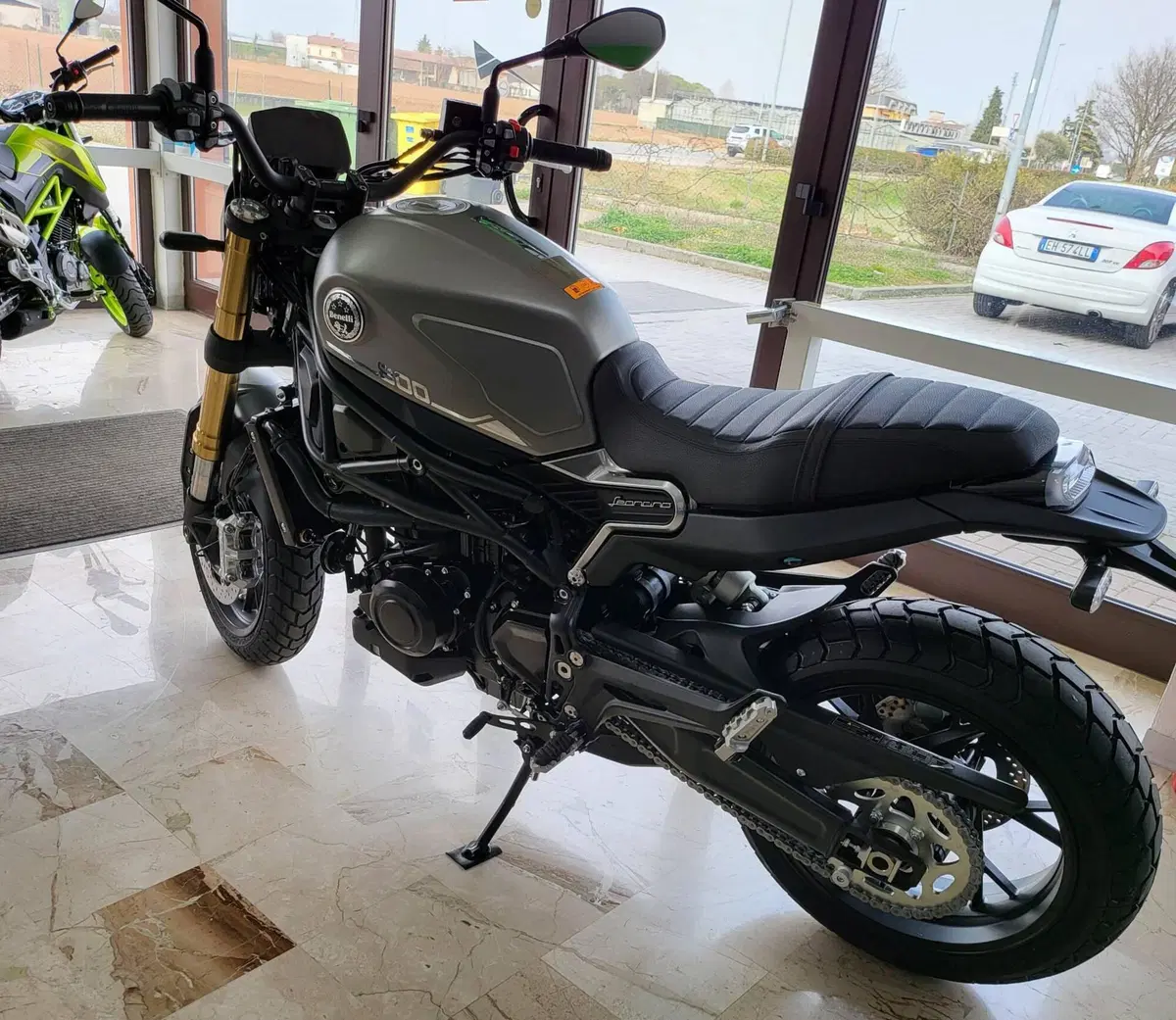 Benelli Leoncino 800 (2022 - 26) (3)