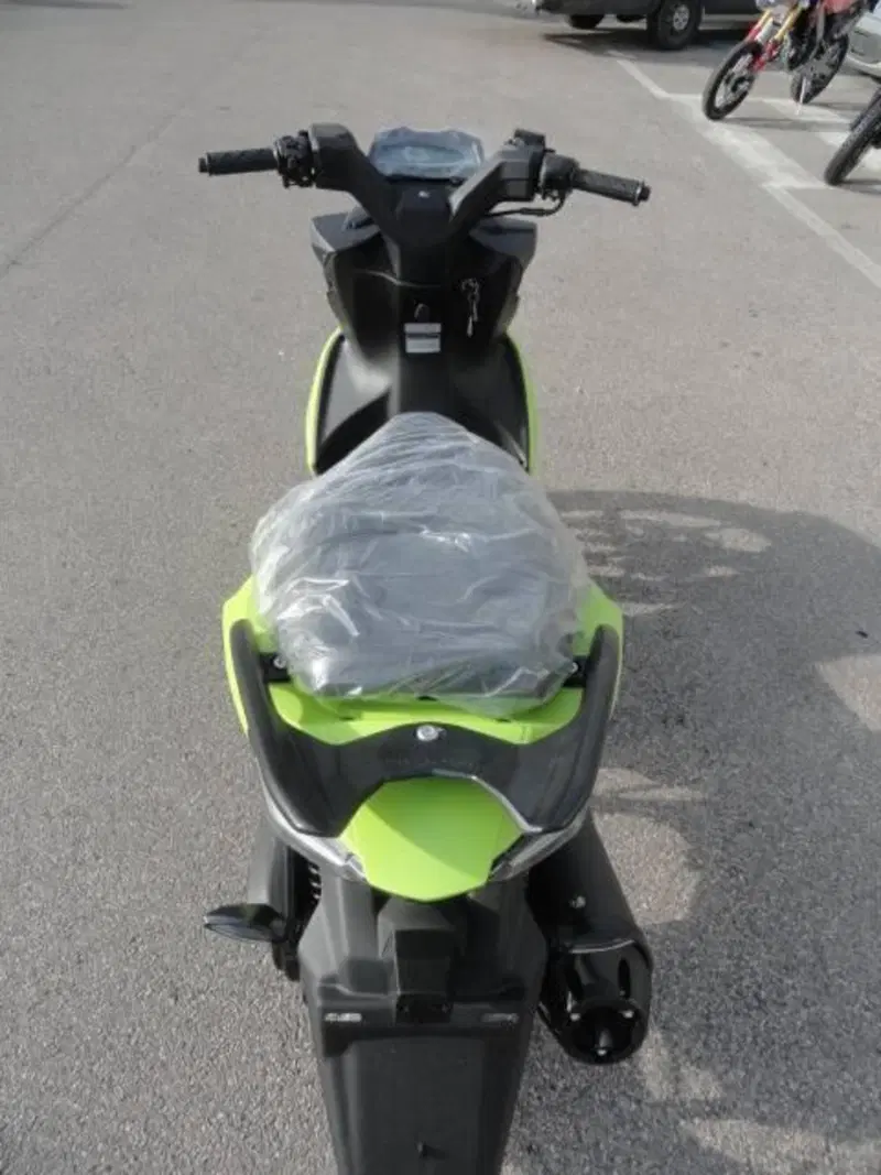 Kymco Super 8 50 R (2022 - 26) (7)