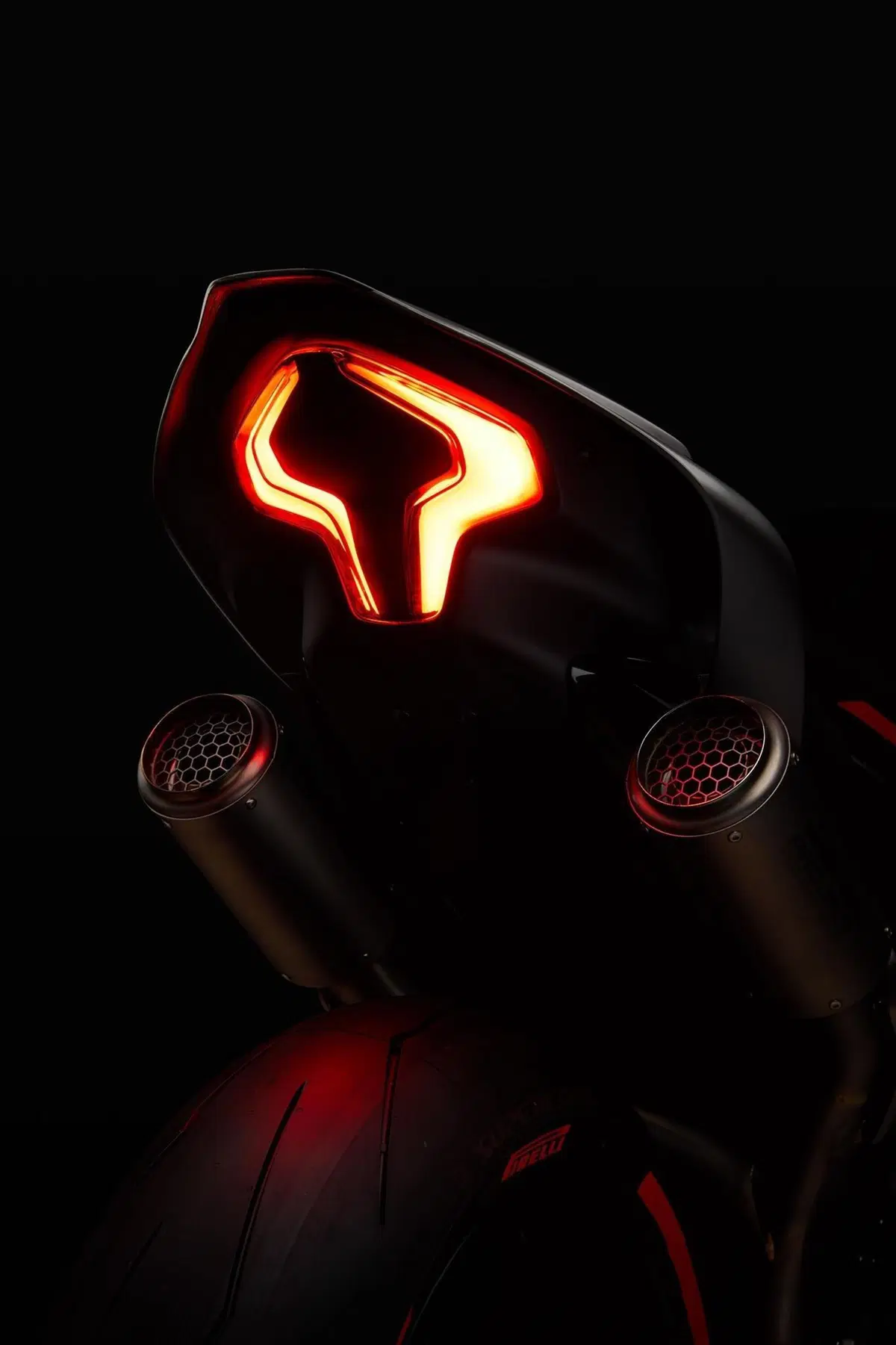 CFMoto SR Vision Concept, supersportiva all'europea (8)
