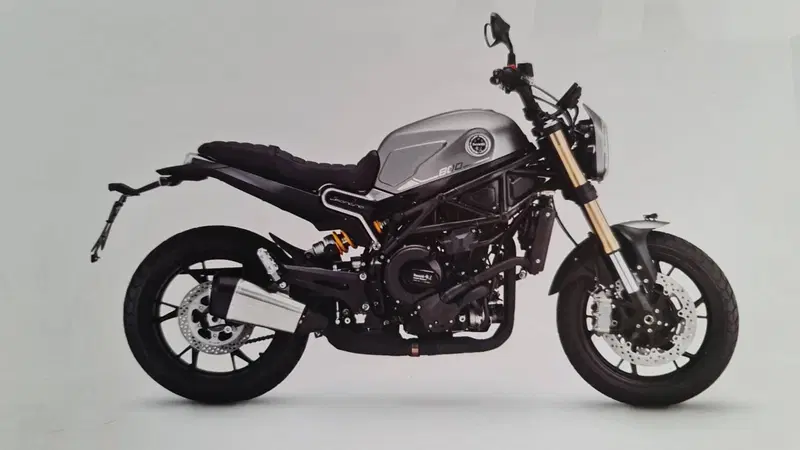 Benelli Leoncino 800 (2022 - 26)