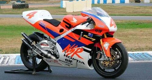 Special: una Honda NSR 500 1994... con il trucco