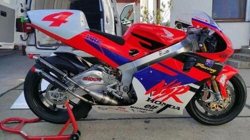 Special: una Honda NSR 500 1994... con il trucco (2)