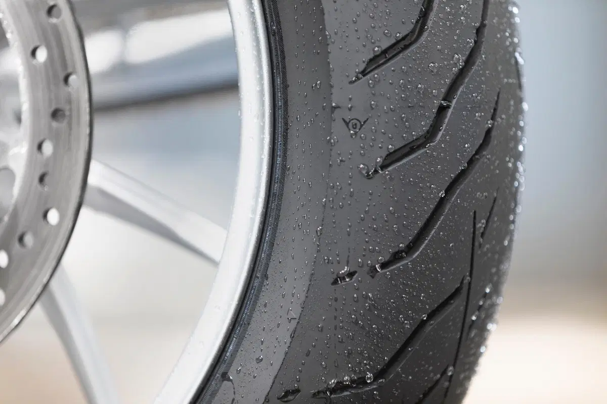 Dunlop RoadSmart 4: sempre più sport, sempre più touring (5)