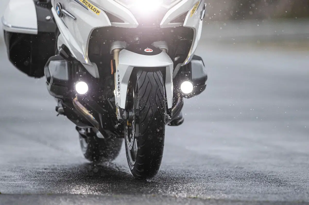 Dunlop RoadSmart 4: sempre più sport, sempre più touring (5)