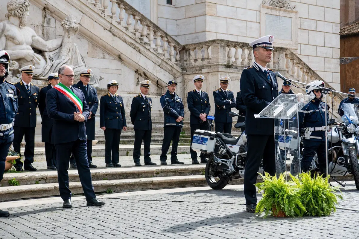 Polizia Locale Roma: arrivano 100 nuove Moto Guzzi (4)